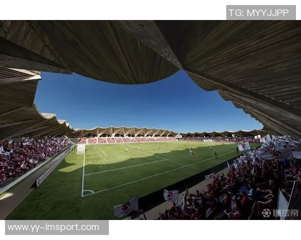 熊类踪迹现身草坪日本J3福岛联决定暂停球迷参观活动